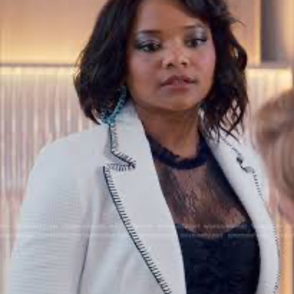 NWOT ZARA SEAMED STRAIGHT CUT TEXTURED BLAZER - Picture 4 of 4